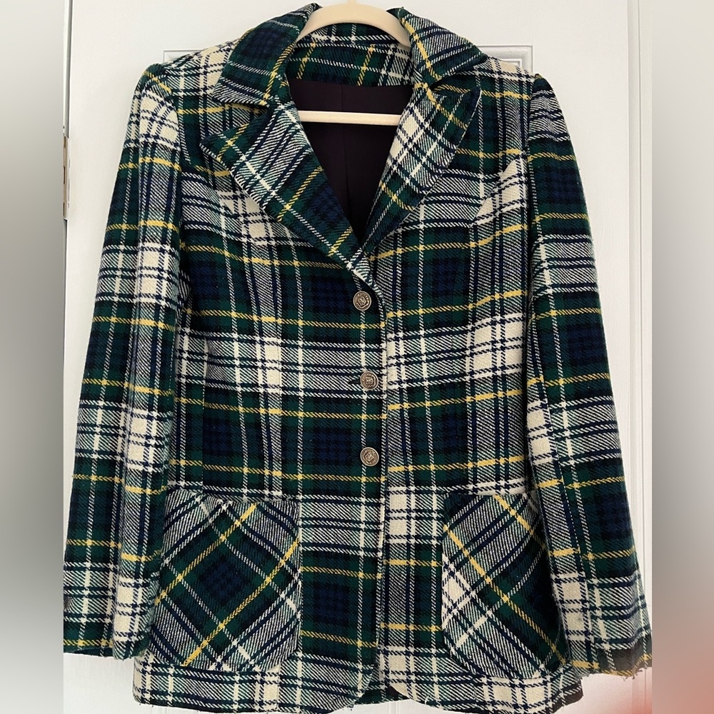 VTG Back to School Wool Plaid Blazer with Tailored Waste Crest Buttons Back Slit